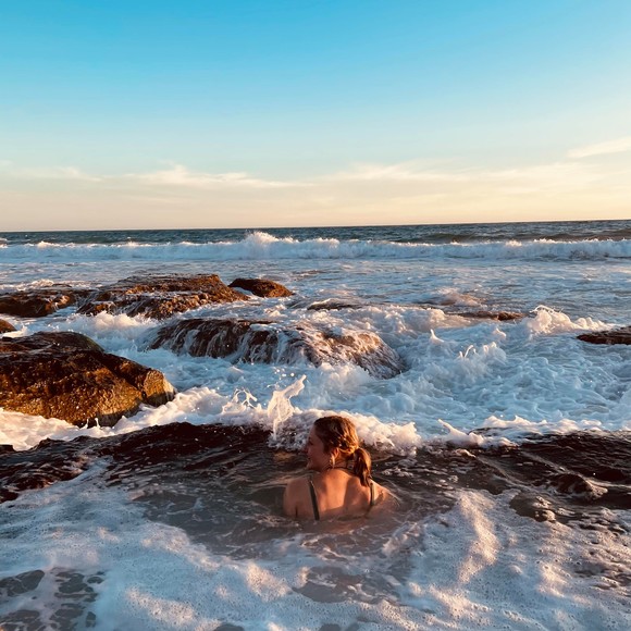 Meet your Posher, Mak - Picture 1 of 1